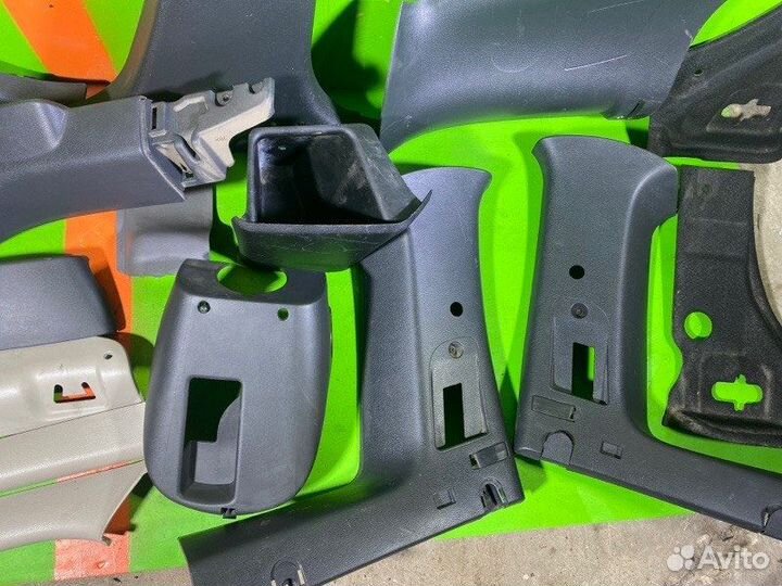 Пластик салона LADA Largus 5 мест К7мf410 2013