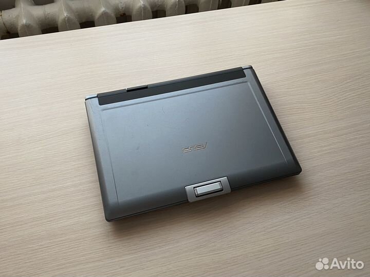 Asus F5RL (Core 2 Duo, 2Gb RAM, 160Gb HDD)