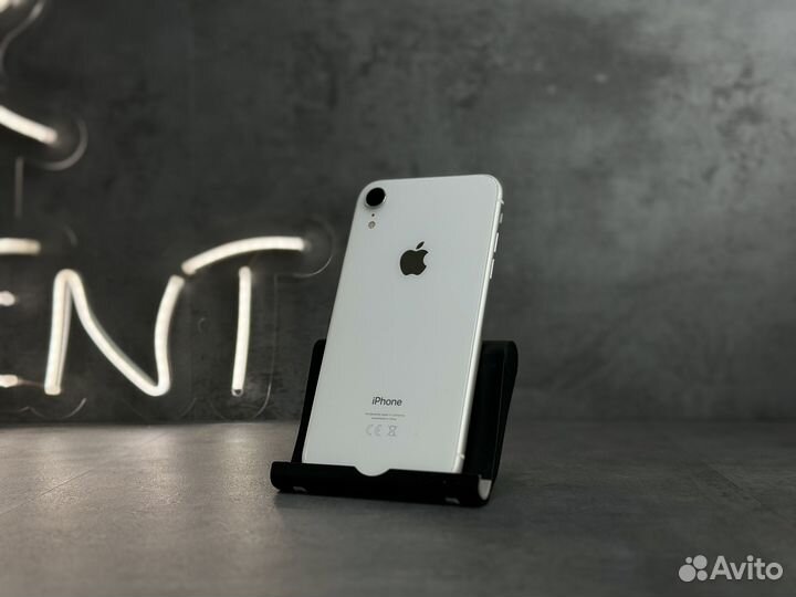 iPhone Xr, 64 ГБ