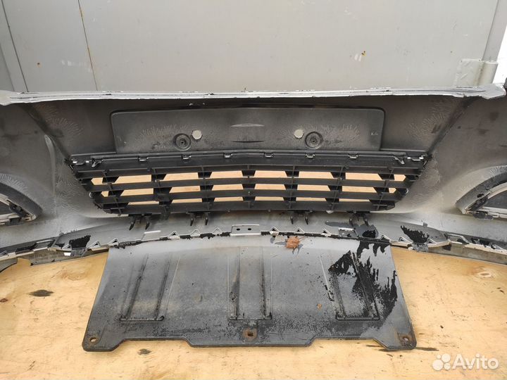 Бампер передний на Opel Astra H Рестайлинг 5Д