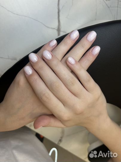 Нужна модель на маникюр