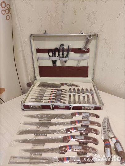 Набор ножей в кейсе