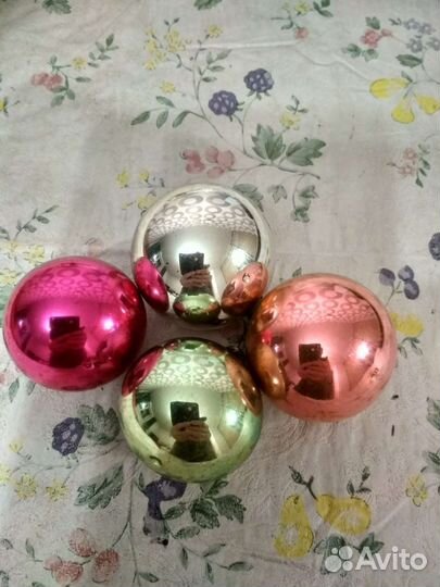 Елочные игрушки