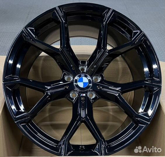 R20 Tourador Winter Pro TSU1 275/45, PCD 5x112 DIA 66.6