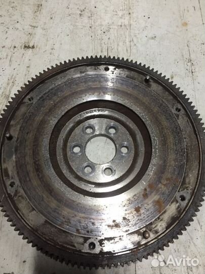 03F105273 Skoda Octavia A7 2013 Маховик