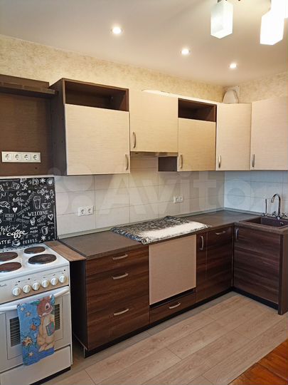 2-к. квартира, 65 м², 6/10 эт.