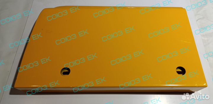 Накладка бака Hyundai R220-9