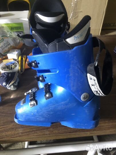 Горнолыжные ботинки