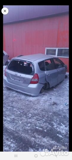Запчасти на honda fit GD1 L13A