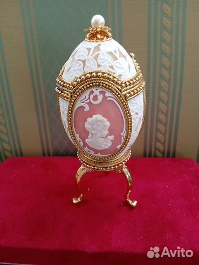 Декоративная шкатулка - яйцо