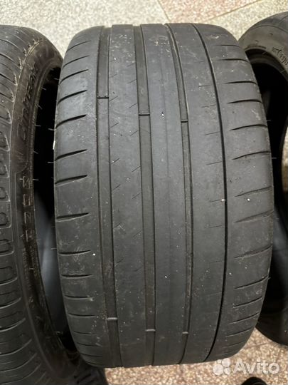 Michelin Pilot Sport 4 S 225/40 R19 и 255/35 R19