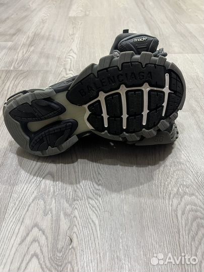 Balenciaga track 2