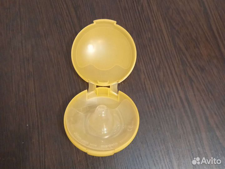 Прокладки, вкладыши для груди lansinoh