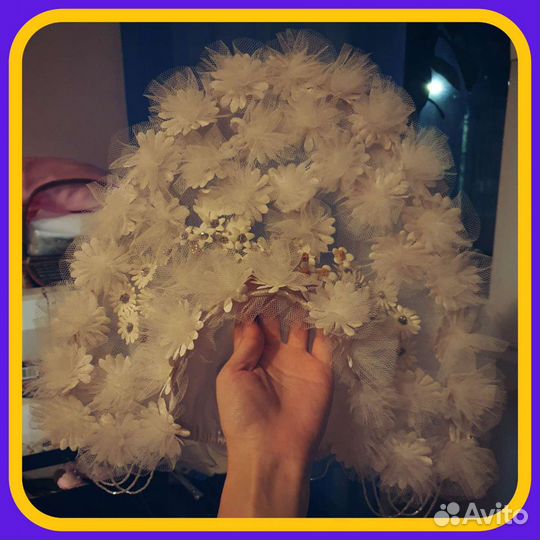 Кокошник с фатиновыми цветами