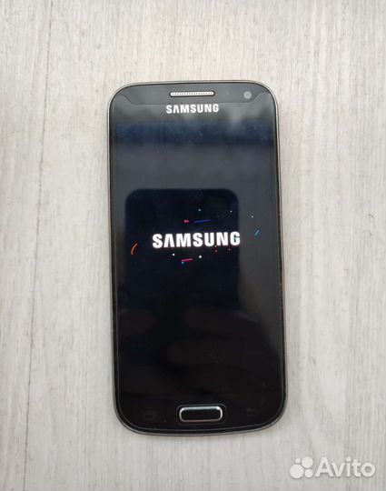 Телефон Samsung S4 mini