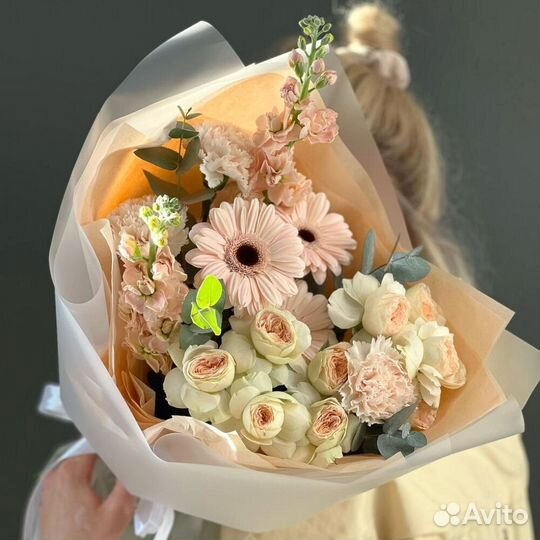 Маттиола и гермини Букет розы