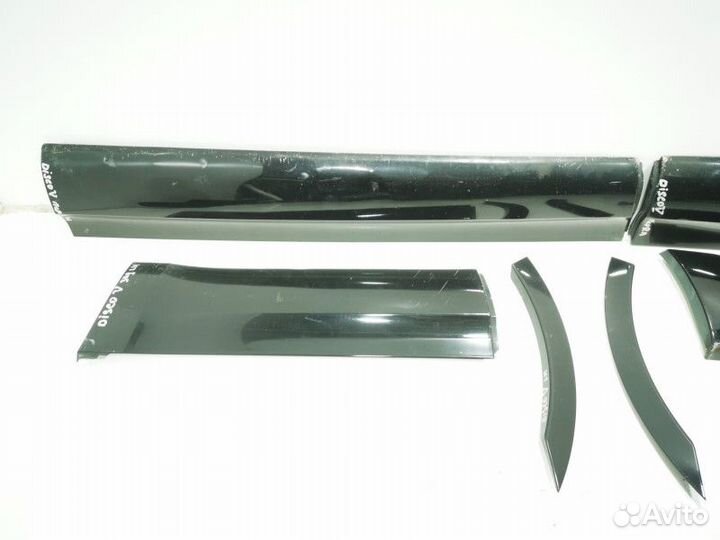 Комплект молдингов Land Rover Discovery 5 2018