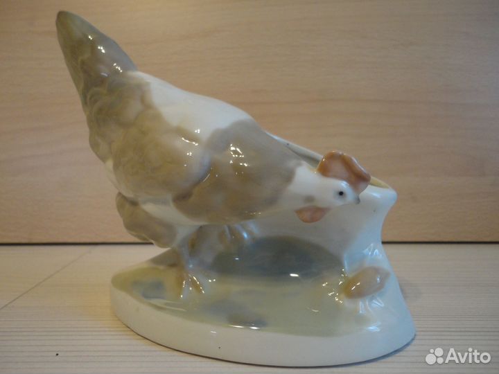 Статуэтка - карандашница (фарфор)