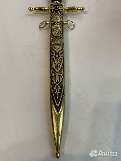 Сувенирный меч