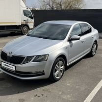 Skoda Octavia 1.8 AMT, 2019, 117 000 км, с пробегом, цена 2 200 000 руб.