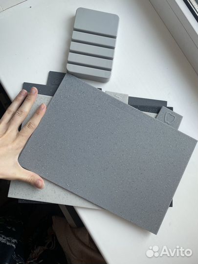 Набор новый разделочных досок пластик на подставке