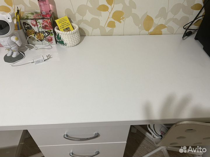 Детский рабочий стол