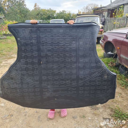 Автомобильный коврик
