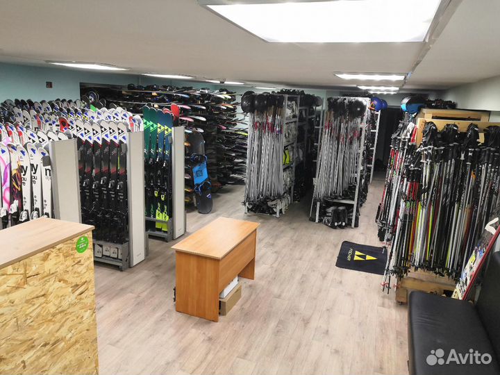 Прокат сноубордов, ватрушек горных и беговых лыж