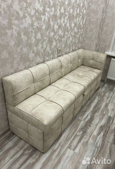 Кухонный диван со спальным местом