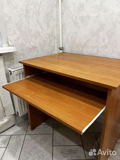 Компьютерный стол б/у