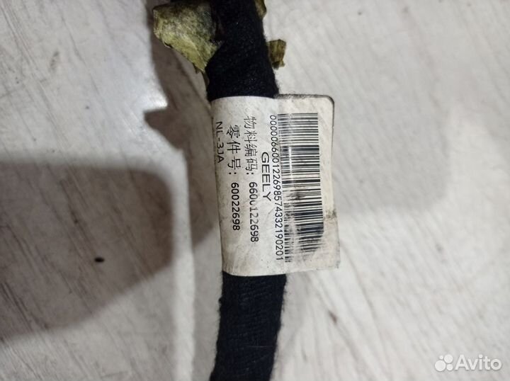 Проводка двери коса Geely atlas Прав