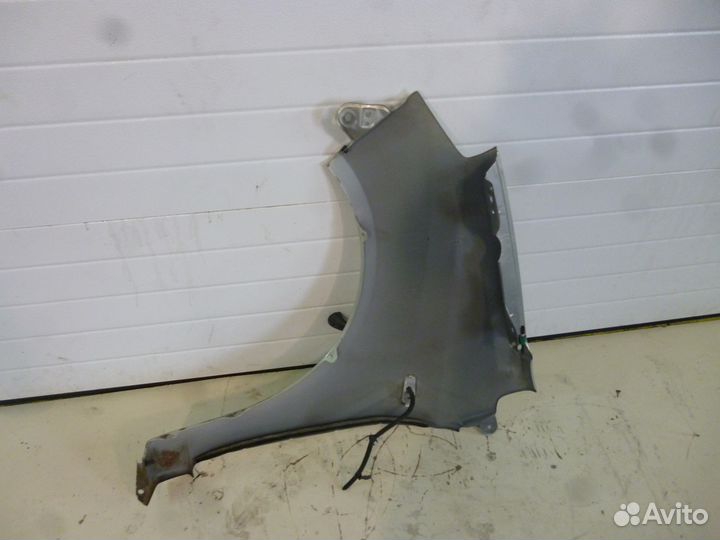 Крыло переднее правое Daihatsu Mira VI L250