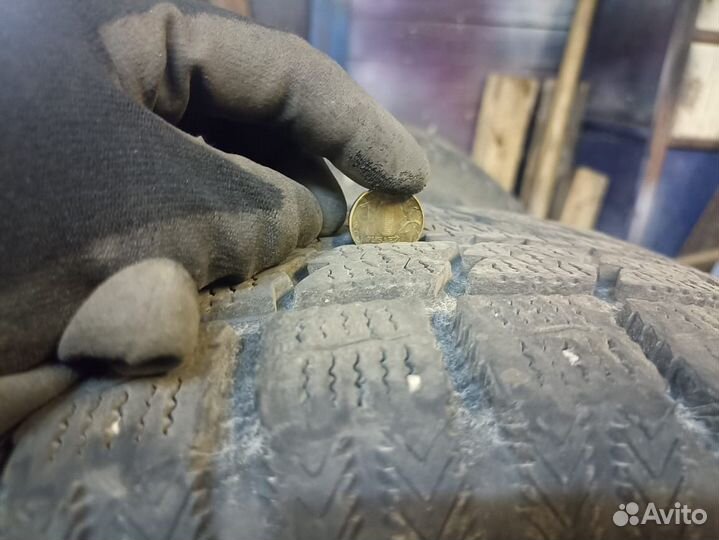 Toyo Observe GSi-5 235/65 R17