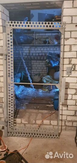 Металлическая дверь- калитка