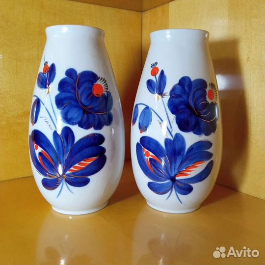 Парные вазы из 1970-х Полонное