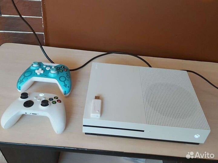 Xbox One s