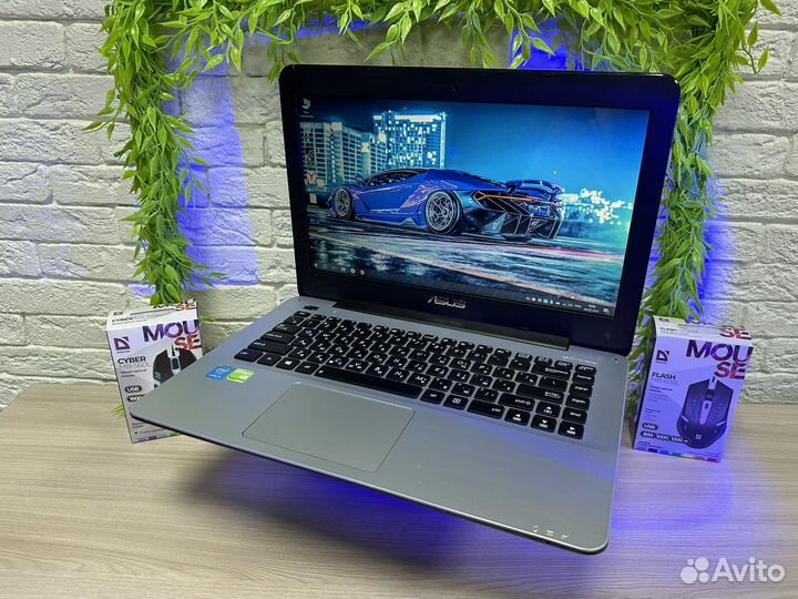 Игровой ноутбук Asus i3/8GB/SSD/650GB