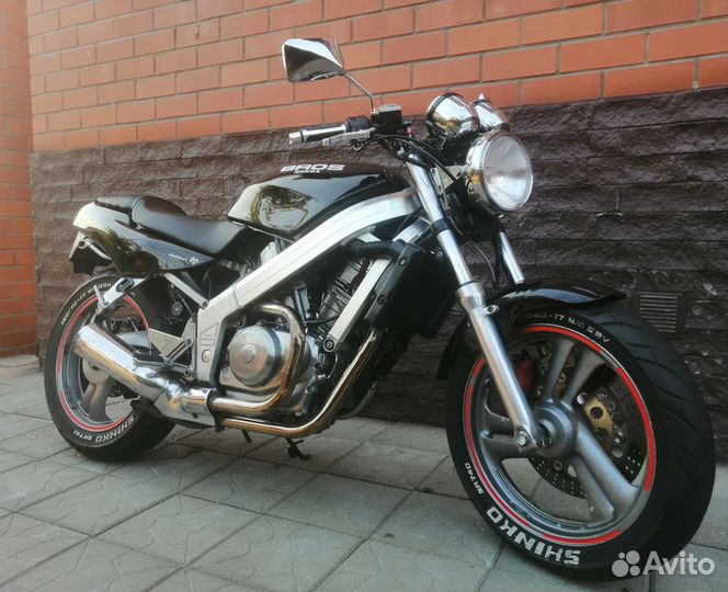 Honda bros 400
