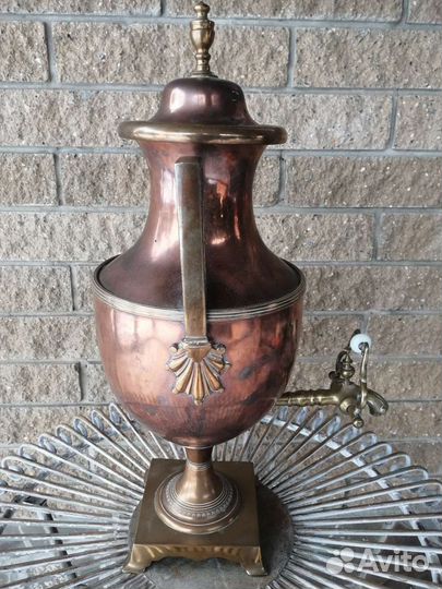 Крупный, антиквaрный самовар