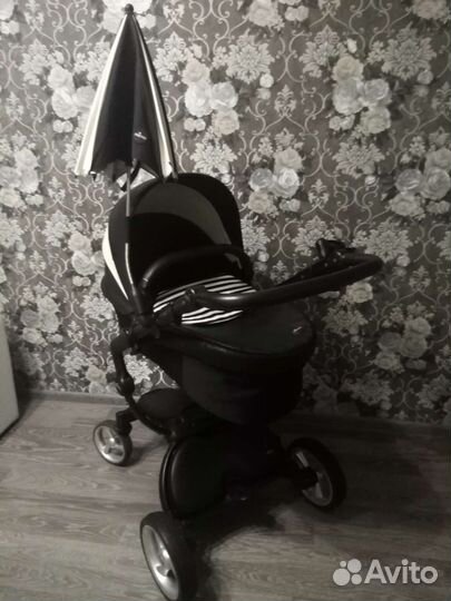 Коляска 2в1 mima xari черно-белая