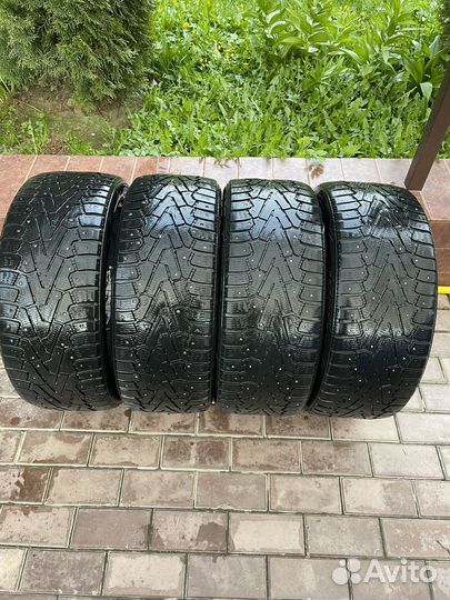 Pirelli Ice Zero 225/45 R18 95Y