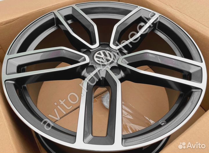 Диски Volkswagen T-Roc R19