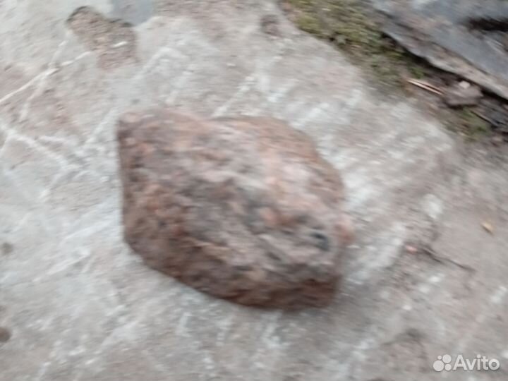 Гранит одна штука