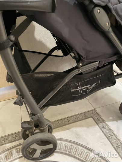 Коляска для ребенка