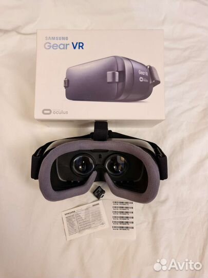Очки виртуальной реальности Samsung Gear VR