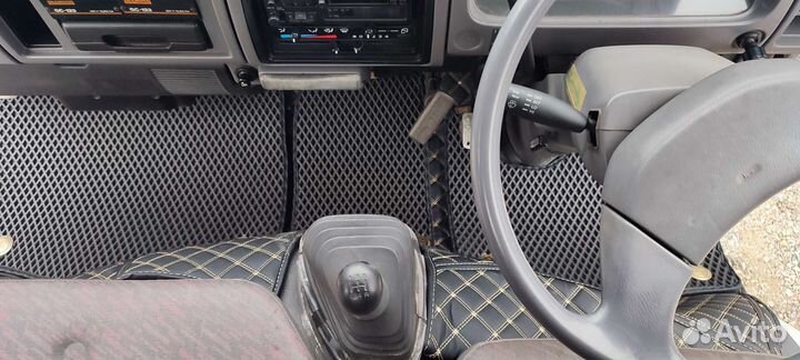 Ковролин Nissan Atlas f23