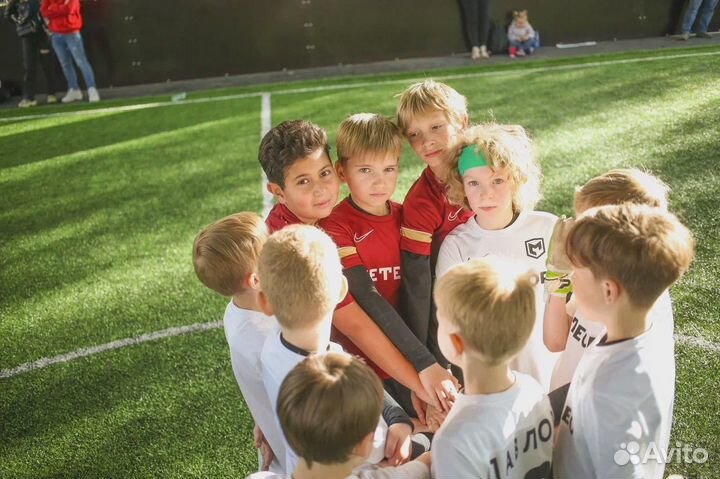 Тренировки по футболу для детей. Футбольный клуб