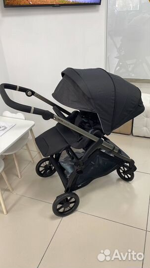 Коляска 3 в 1 Inglesina Electa, Upper black