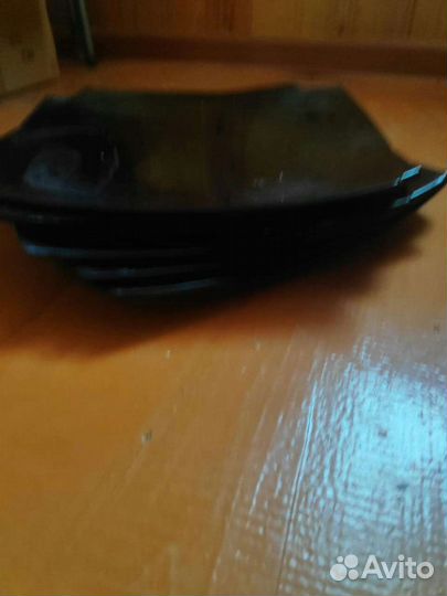 Тарелки квадратные