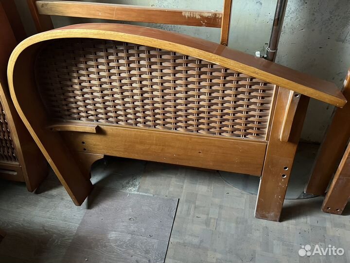 Продам Основанме дивана